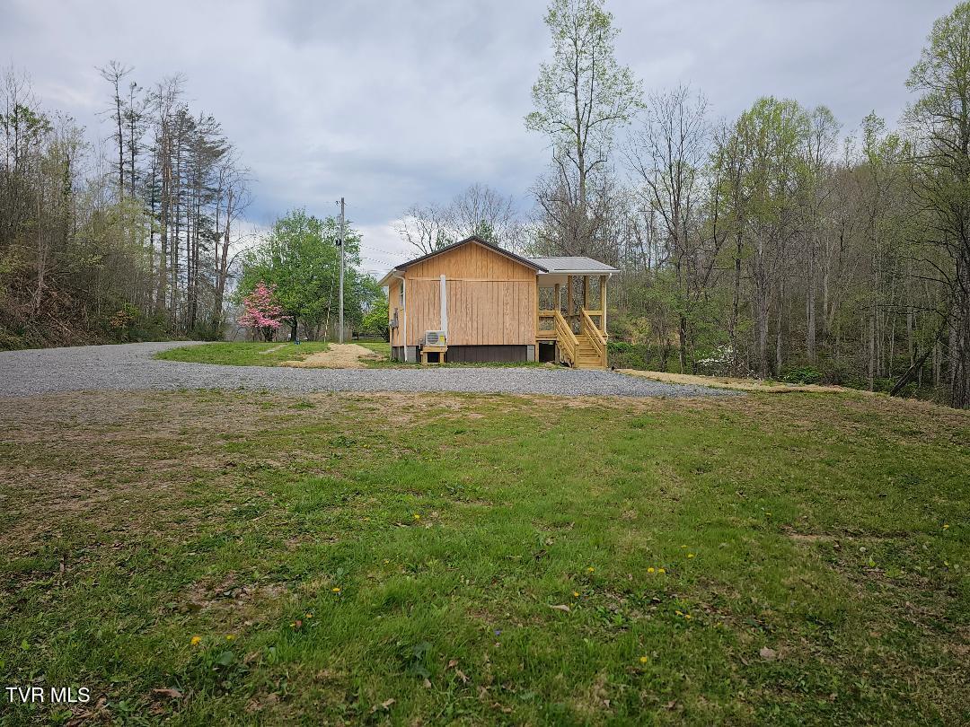 12702 Crab Orchard Road Coeburn, VA 24230 - Photo 7 of 32 1-