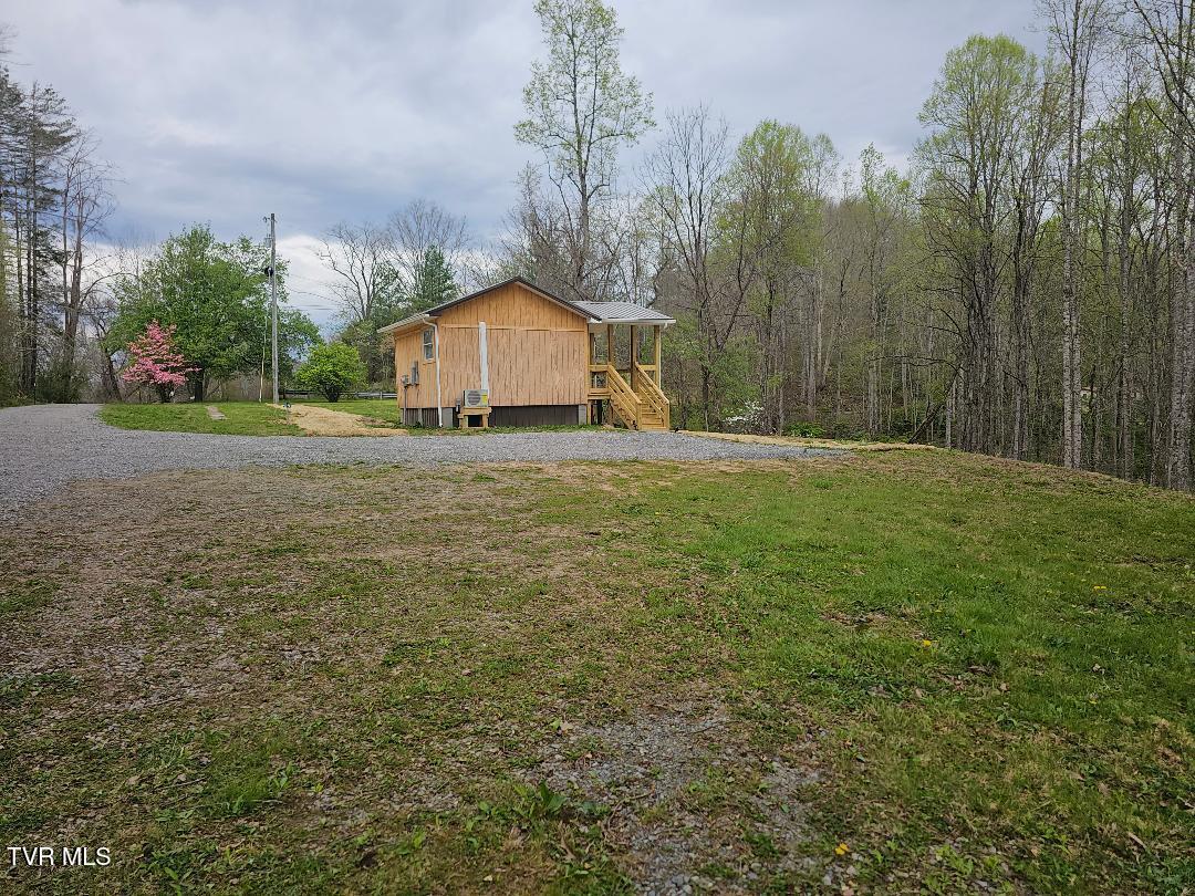 12702 Crab Orchard Road Coeburn, VA 24230 - Photo 10 of 32 2