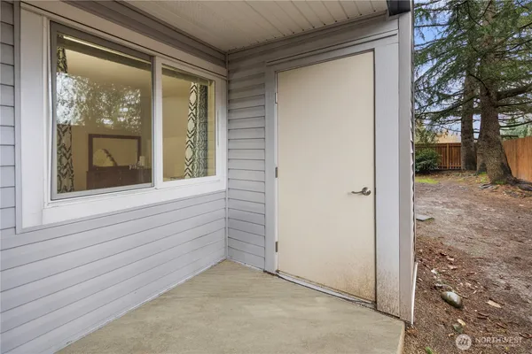 a view of front door and porch