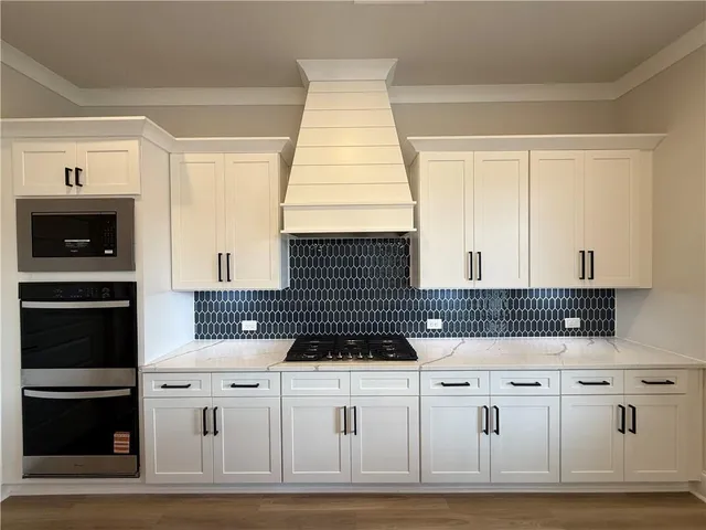 $769,900 | 5613 Meadow View Drive, Jefferson, GA 30549