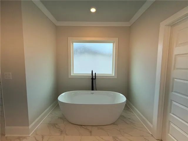 $769,900 | 5613 Meadow View Drive, Jefferson, GA 30549