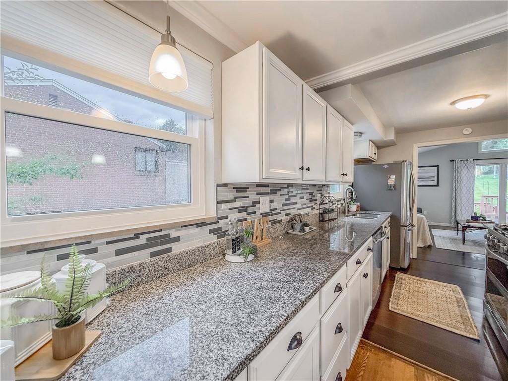 951 Logan Road Bethel Park, PA 15102 - Photo 13 of 37 Gallery Image 13