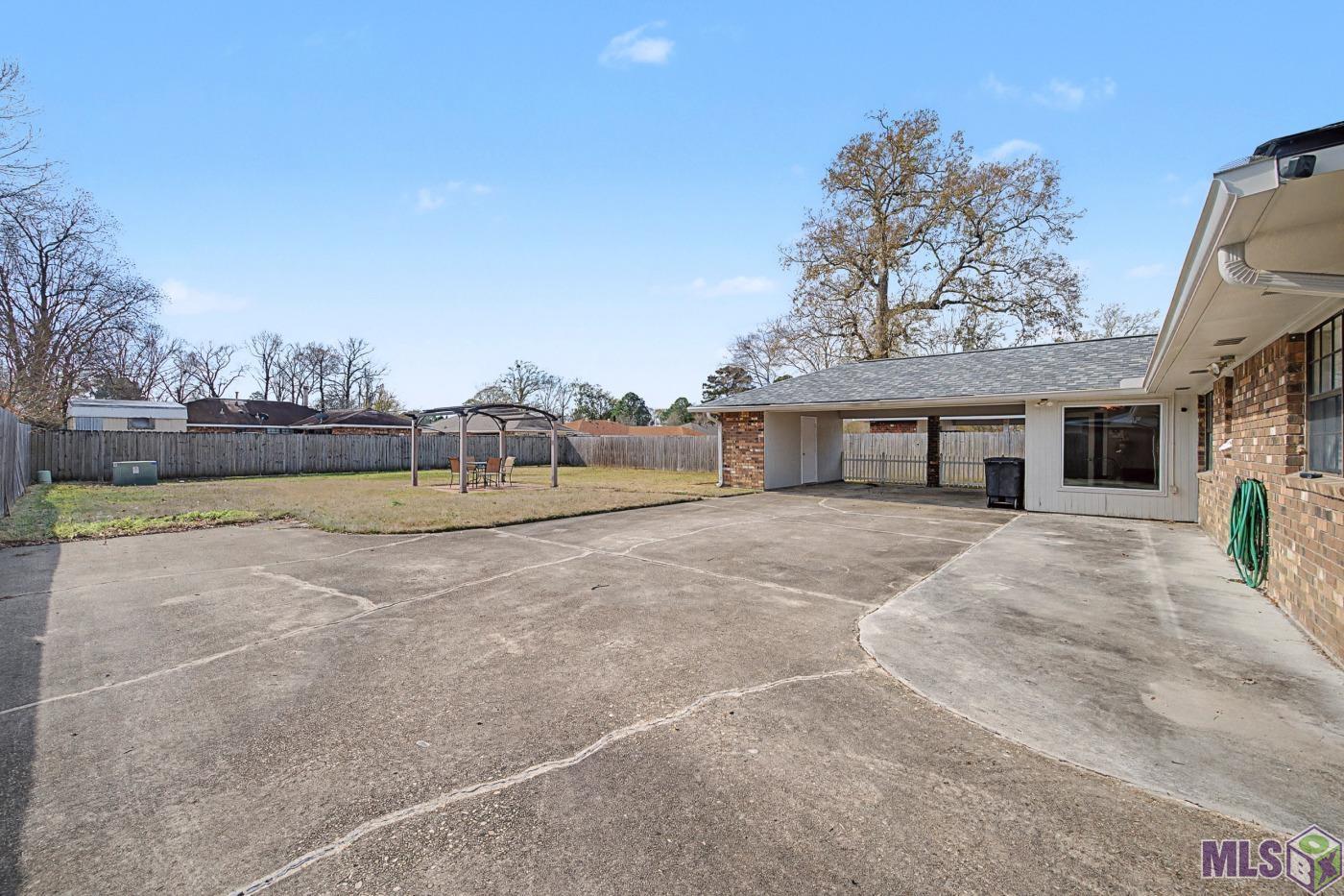 14418 Royal Oaks Avenue Baton Rouge, LA 70816 - Photo 19 of 20