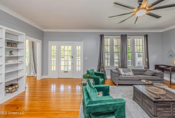 $299,000 | 604 South Main Street, Greenville, MS 38701
