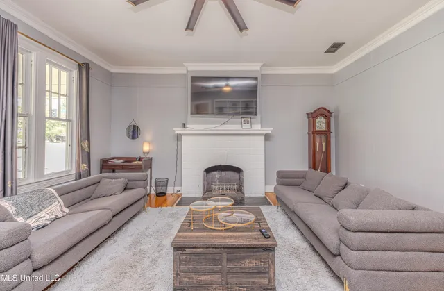 $375,000 | 604 South Main Street, Greenville, MS 38701