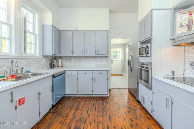 $375,000 | 604 South Main Street, Greenville, MS 38701