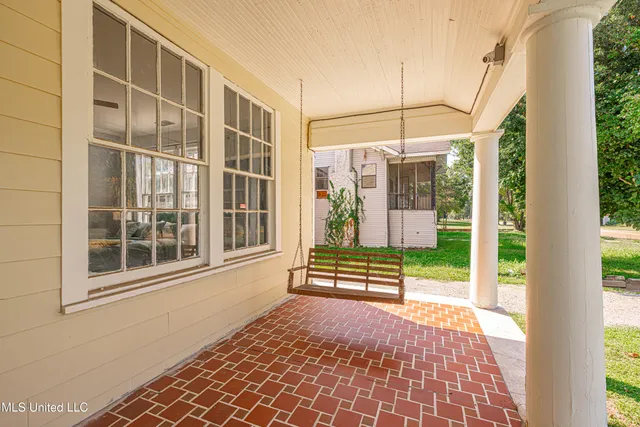 $375,000 | 604 South Main Street, Greenville, MS 38701