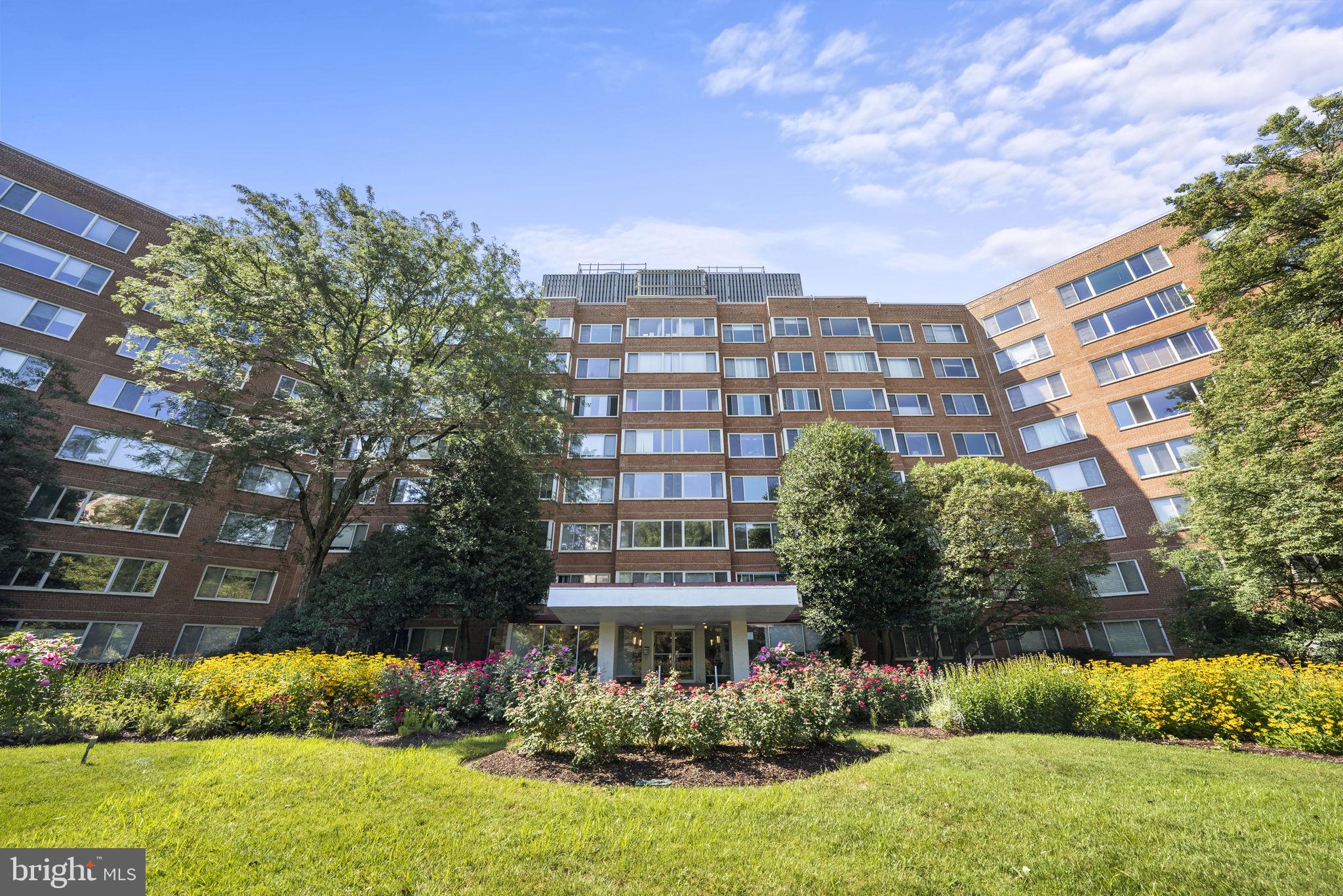 4000 Tunlaw Road Northwest, Unit 905 Washington, DC 20007 - Photo 1 of 17