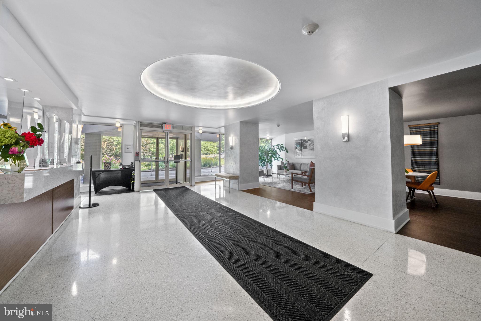 4000 Tunlaw Road Northwest, Unit 905 Washington, DC 20007 - Photo 13 of 17 Lobby