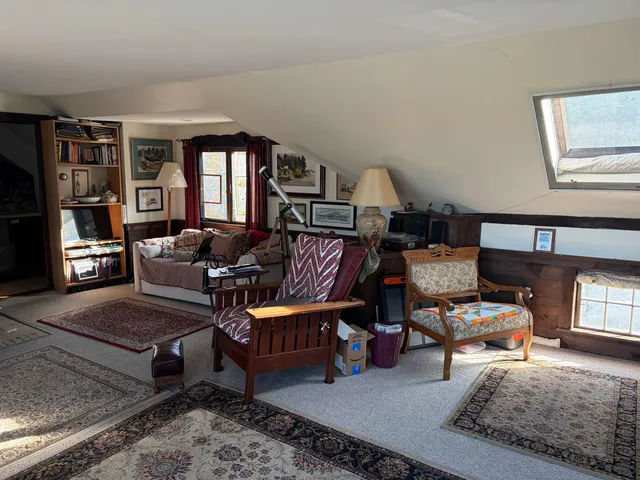 $590,000 | 129 Old Dublin Road, Peterborough, NH 03458