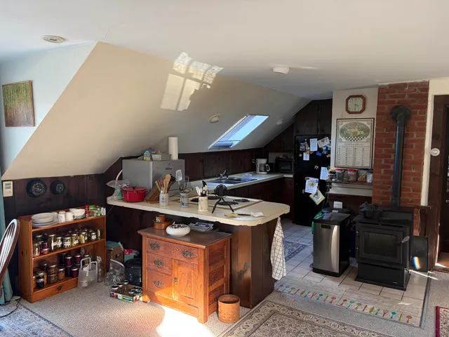 $590,000 | 129 Old Dublin Road, Peterborough, NH 03458