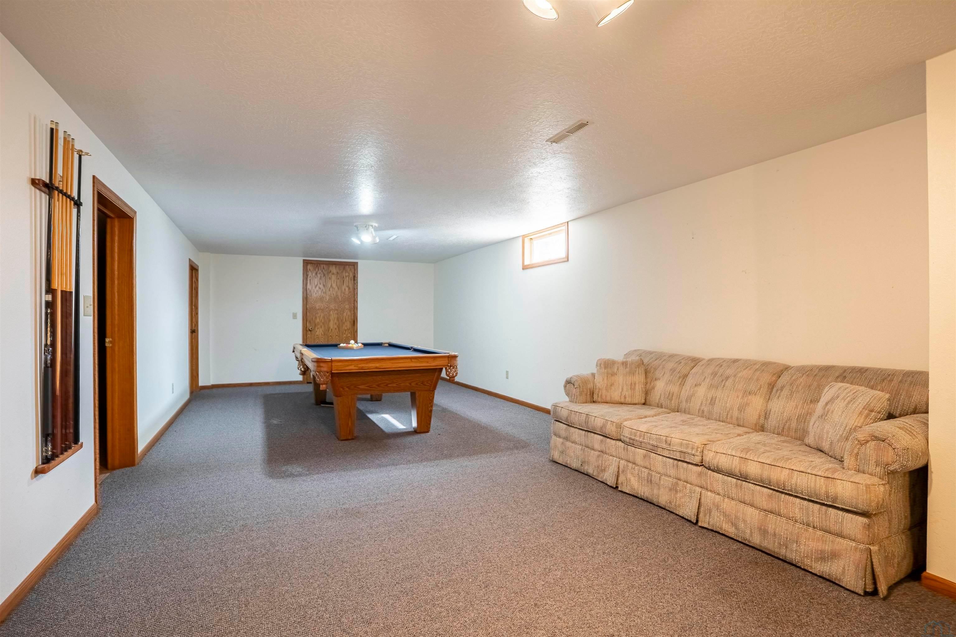 31847 West Loop Road Sioux City, IA 51108 - Photo 29 of 49 Gallery Image 29