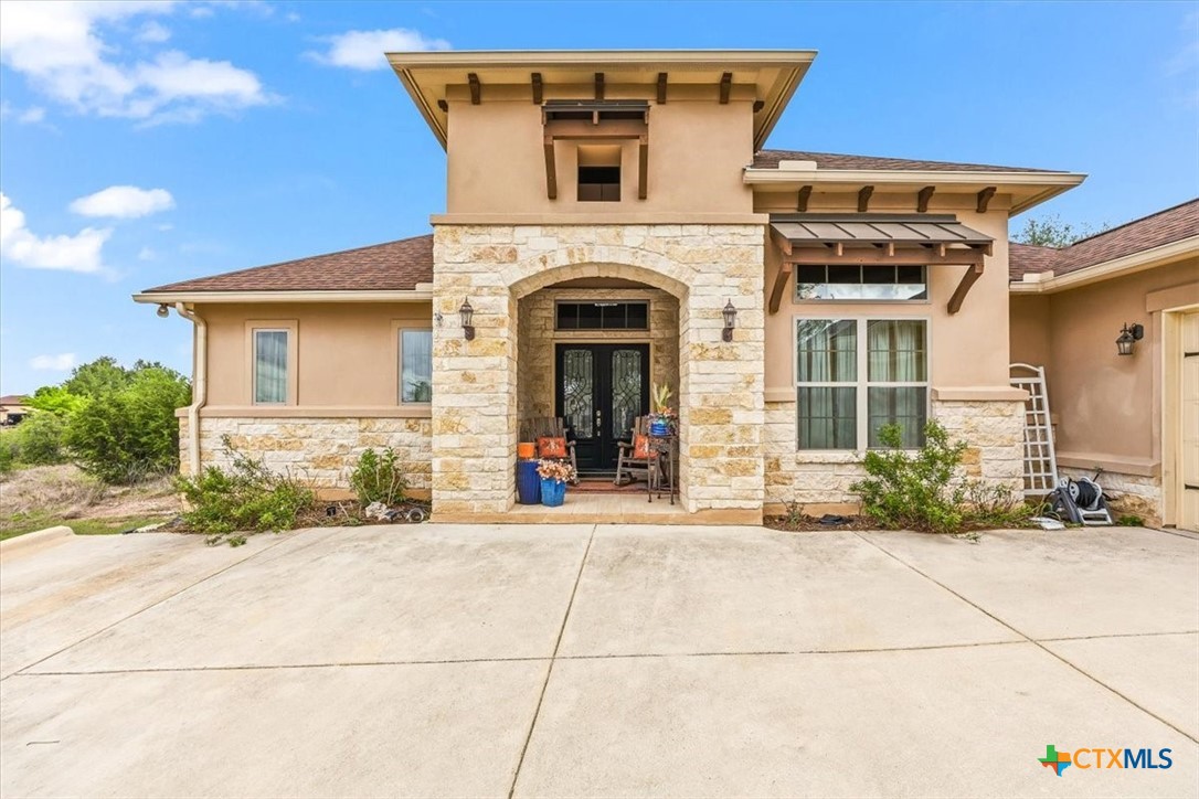 1930 Rothschild New Braunfels, TX 78132 - Photo 3 of 39