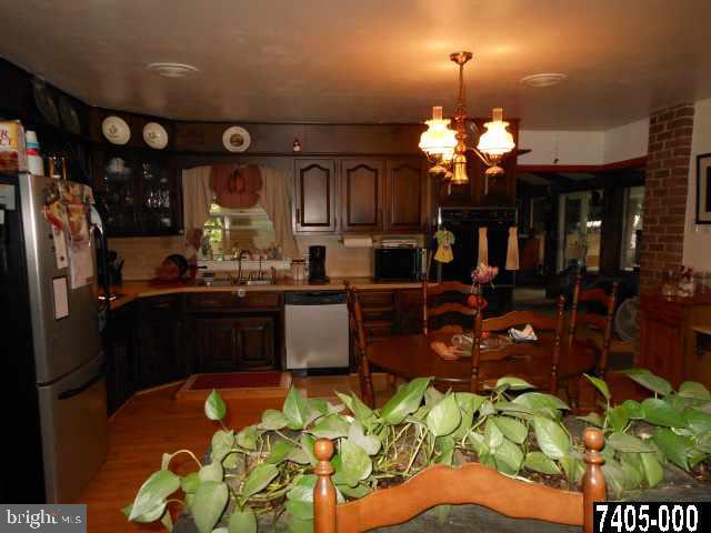 2196 Smith Station Road Hanover, PA 17331 - Photo 9 of 16