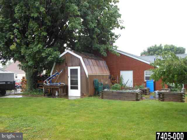 2196 Smith Station Road Hanover, PA 17331 - Photo 10 of 16