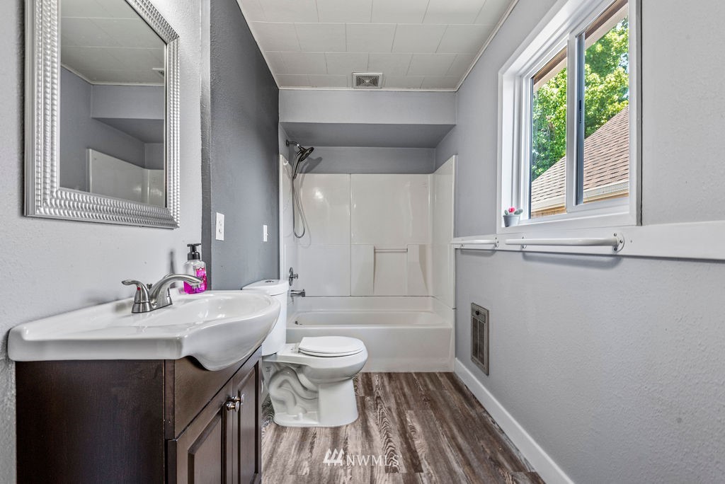 2928 Field Street Longview, WA 98632 - Photo 17 of 22 Gallery Image 17