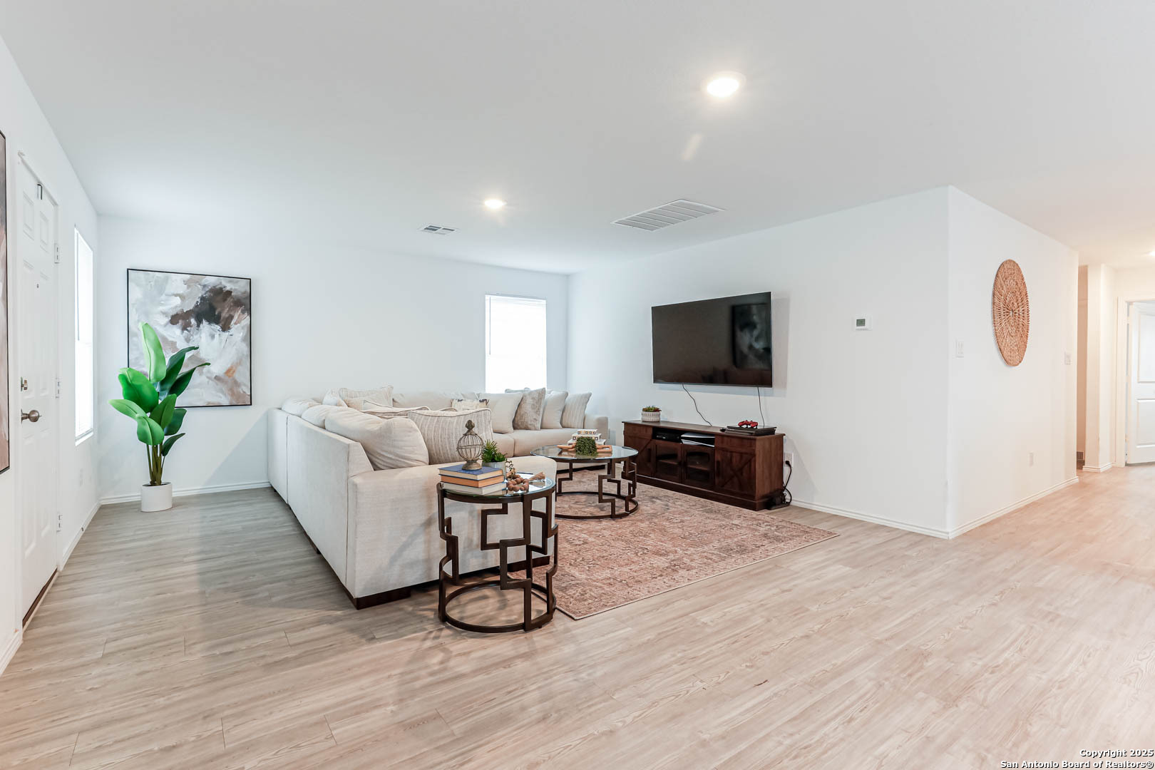 5935 Texas Spur Seguin, TX 78155 - Photo 5 of 20