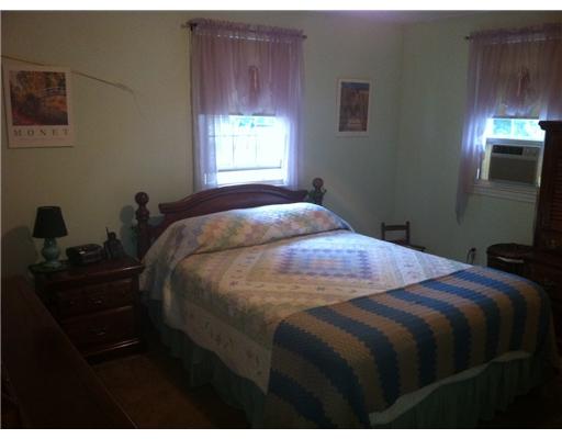 70 Duffield Road Bristol, RI 02809 - Photo 5 of 7 Master Bedroom.