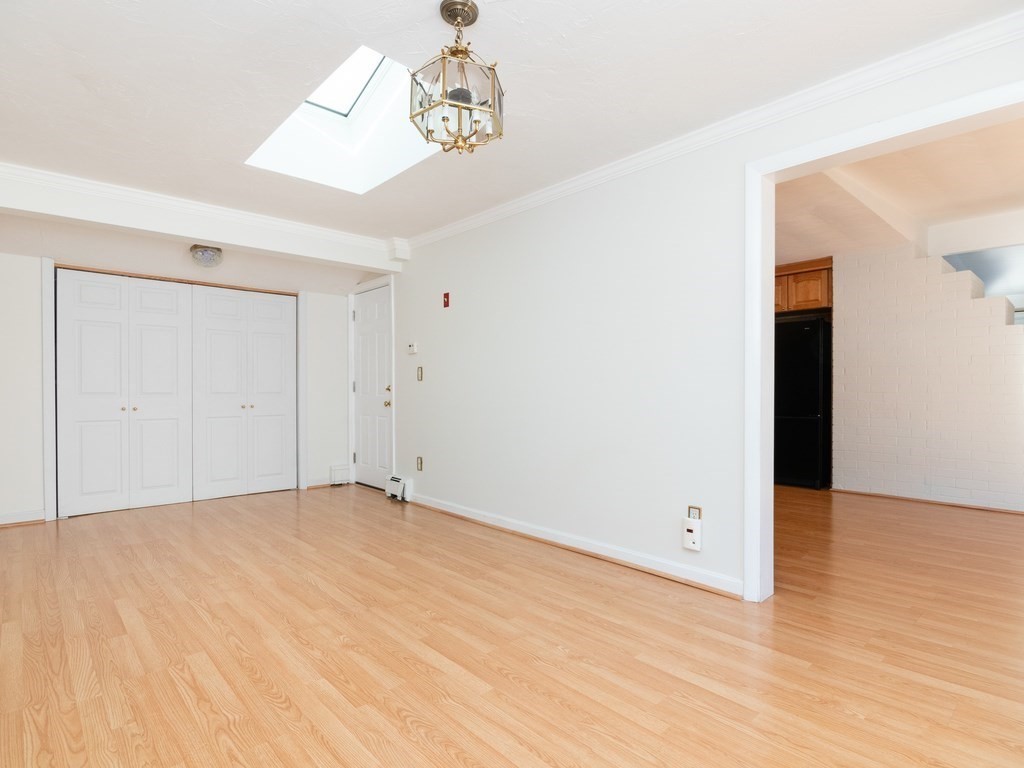 33 Griffin Road Framingham, MA 01701 - Photo 16 of 25 Gallery Image 16