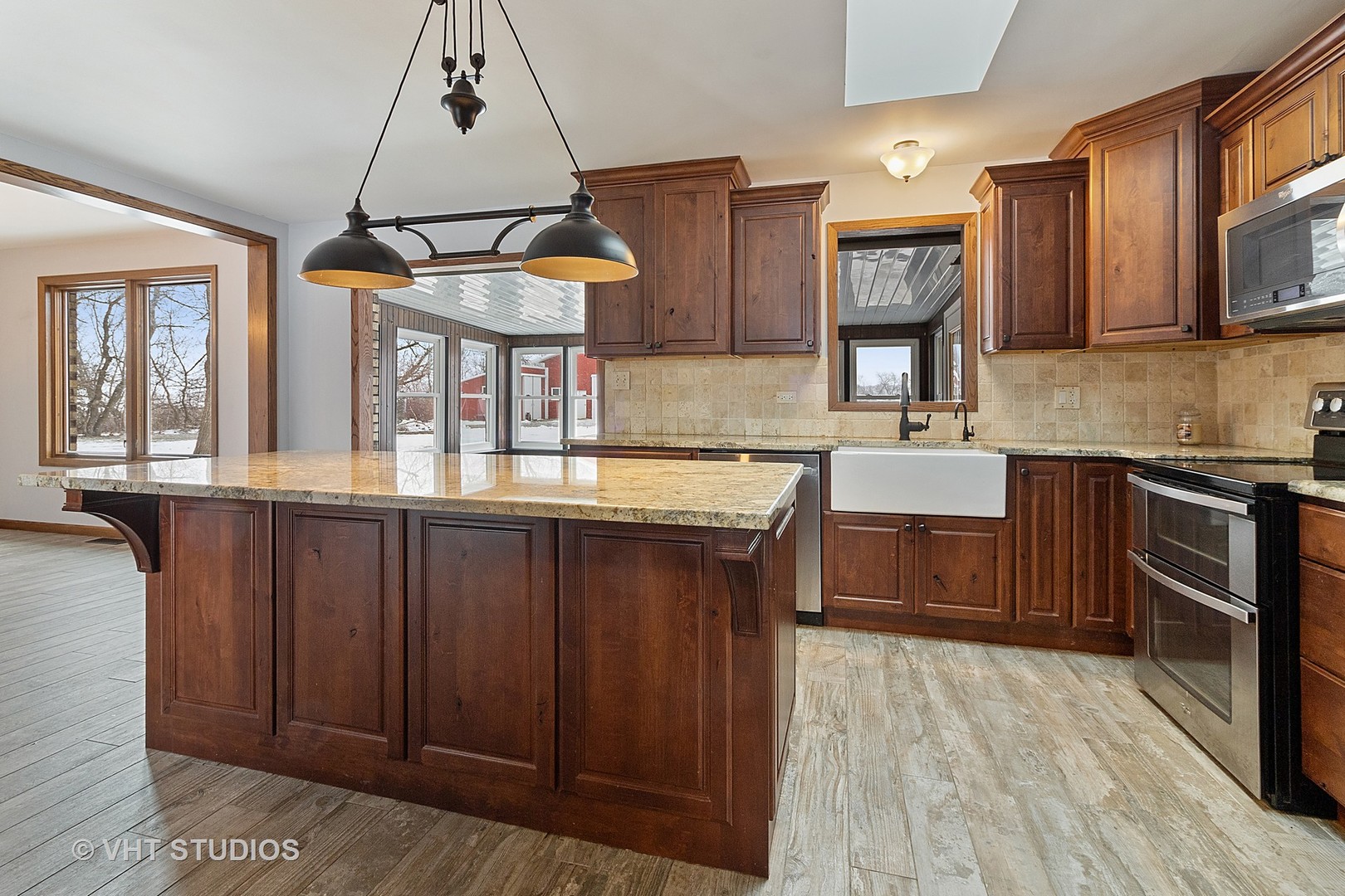 2604 Cox Road Marengo, IL 60152 - Photo 3 of 19