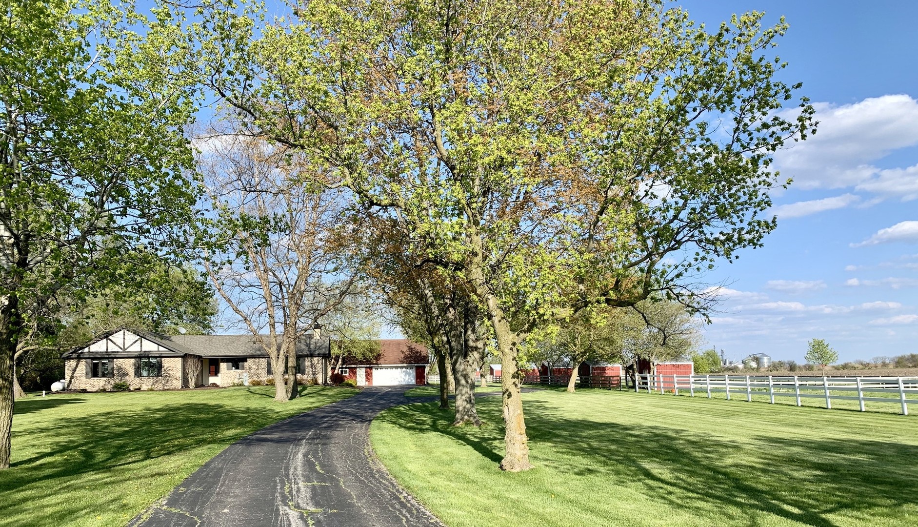 2604 Cox Road Marengo, IL 60152 - Photo 8 of 19