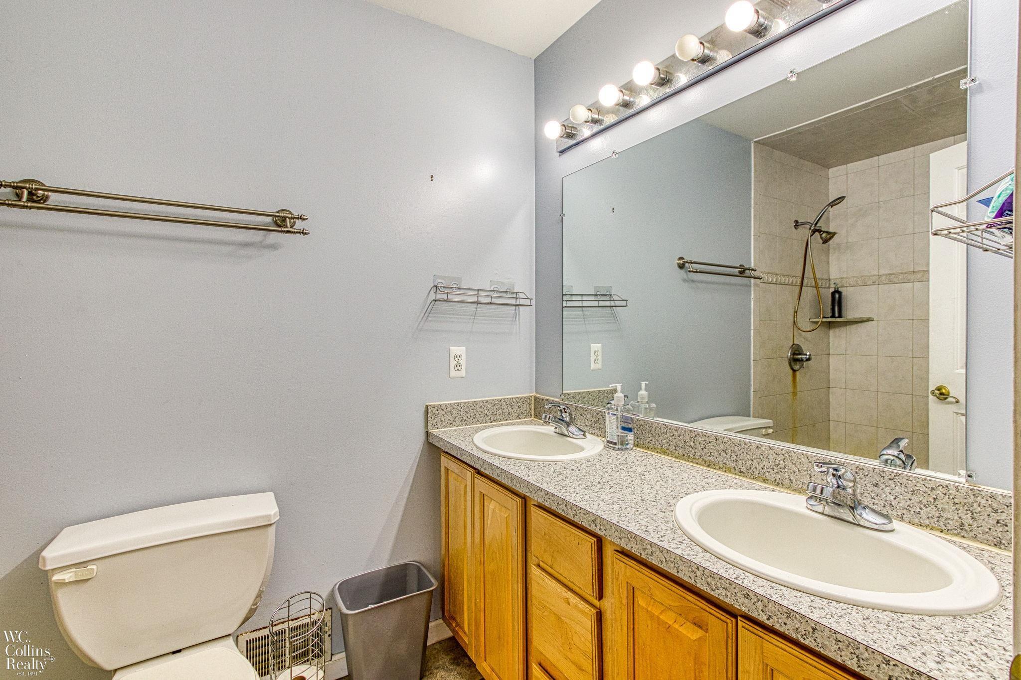 77802 Omo Road Richmond, MI 48062 - Photo 29 of 48 50123956-28.JPG