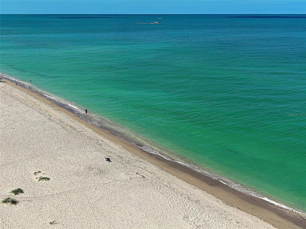 633 Alhambra Road, Unit 1006 Venice, FL 34285 - Photo 51 of 55 a view of a field