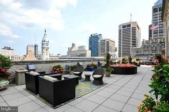 $320,000 | 1600 Arch Street, Unit 1704, Philadelphia, PA 19103