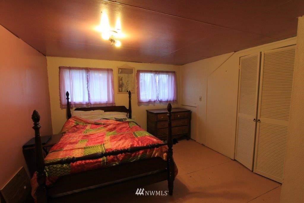 1332 2nd Street Cosmopolis, WA 98537 - Photo 18 of 23 Gallery Image 18