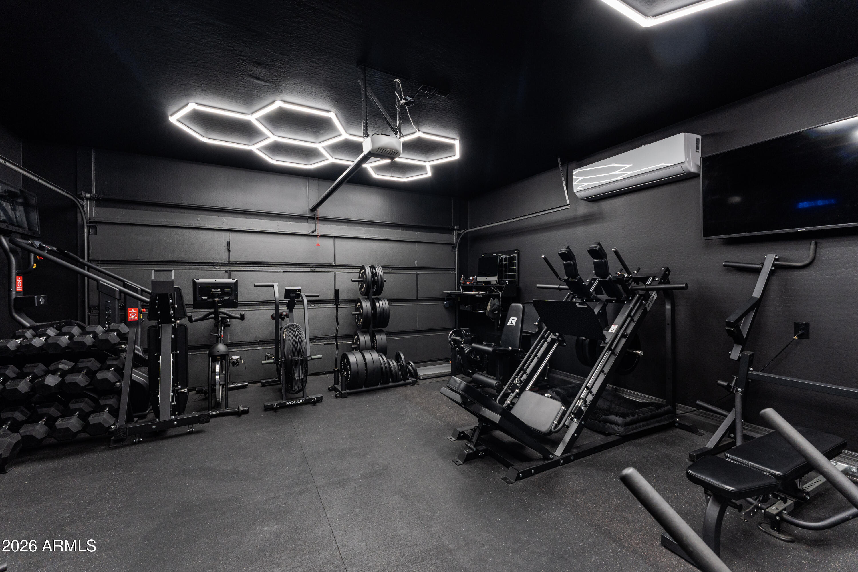 2759 West Apollo Road Phoenix, AZ 85041 - Photo 10 of 25 A7406018