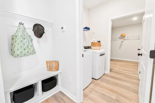 $379,990 | 1387 English Oak Drive, Clarksville, TN 37043