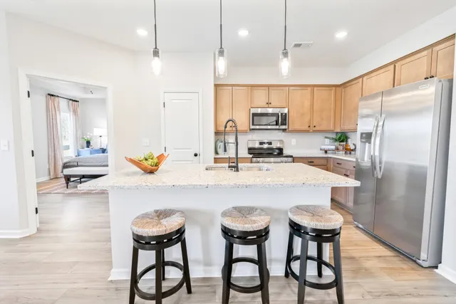 $379,990 | 1387 English Oak Drive, Clarksville, TN 37043