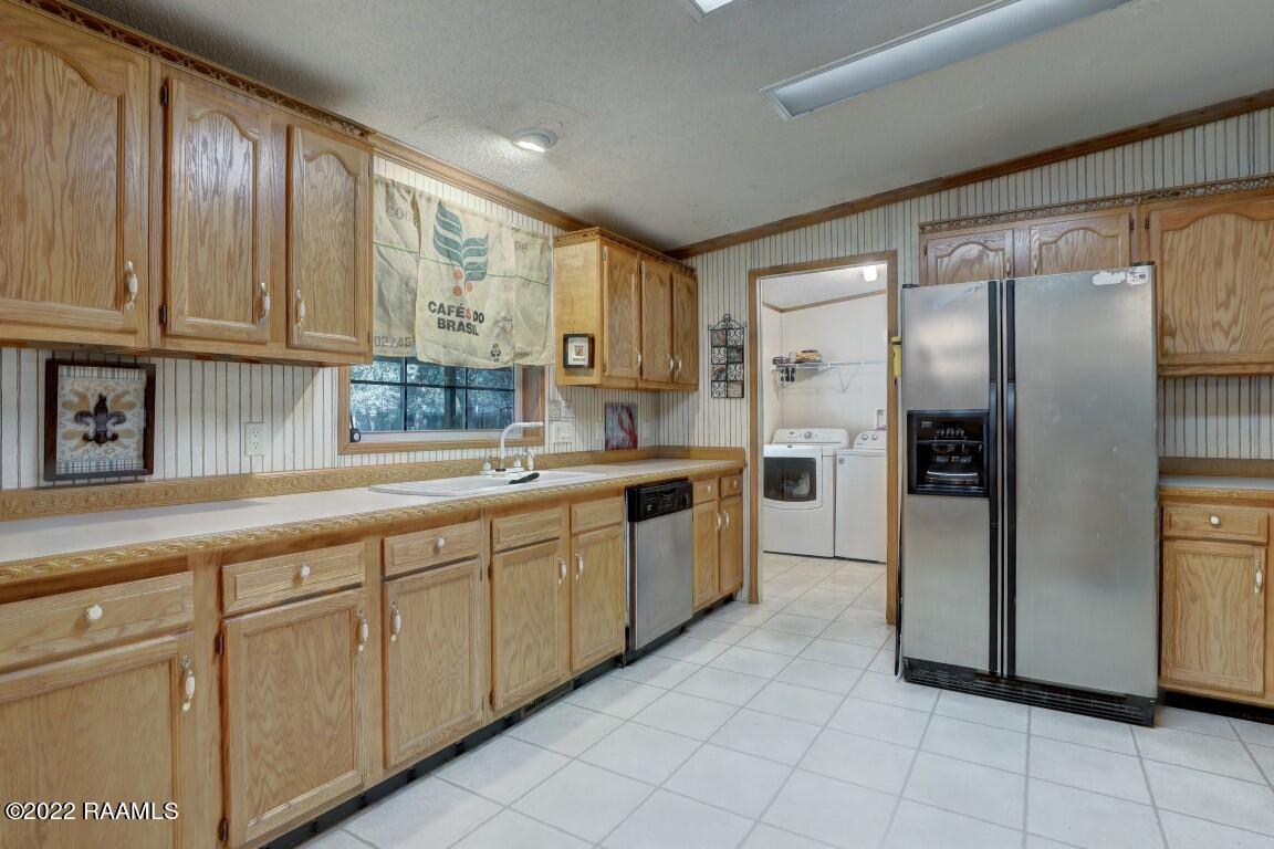 1206 Credeur Road Sunset, LA 70584 - Photo 11 of 30 Gallery Image 11