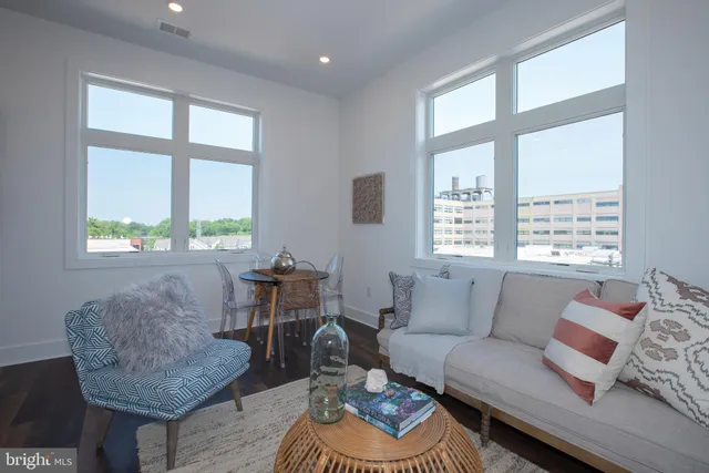 $1,375 | 2940 West Thompson Street, Unit 408, Philadelphia, PA 19121