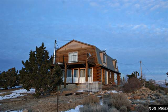 655 Curnow Canyon Road Reno, NV 89510 - Photo 1 of 1 a front view of a house with a yard