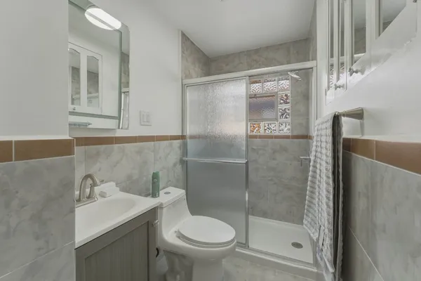 $4,500 | 8901 Moody Avenue, Morton Grove, IL 60053
