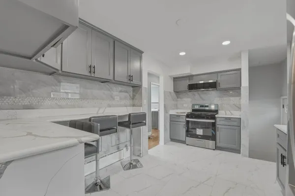 $4,500 | 8901 Moody Avenue, Morton Grove, IL 60053