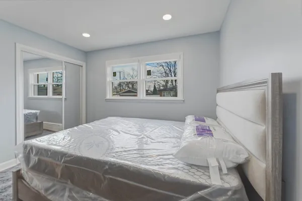 $4,500 | 8901 Moody Avenue, Morton Grove, IL 60053