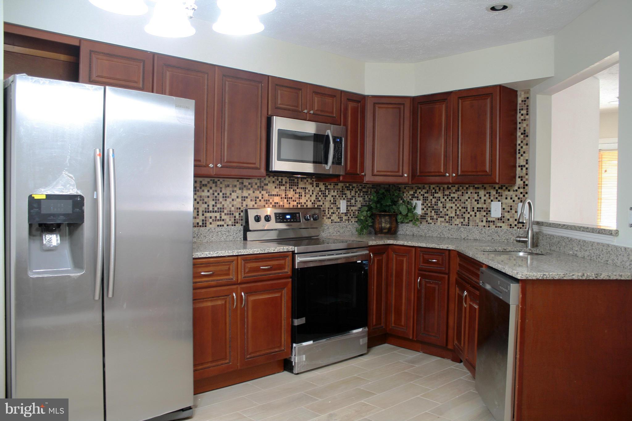4143 Maple Path Circle, Unit 74 Nottingham, MD 21236 - Photo 7 of 11 Kitchen