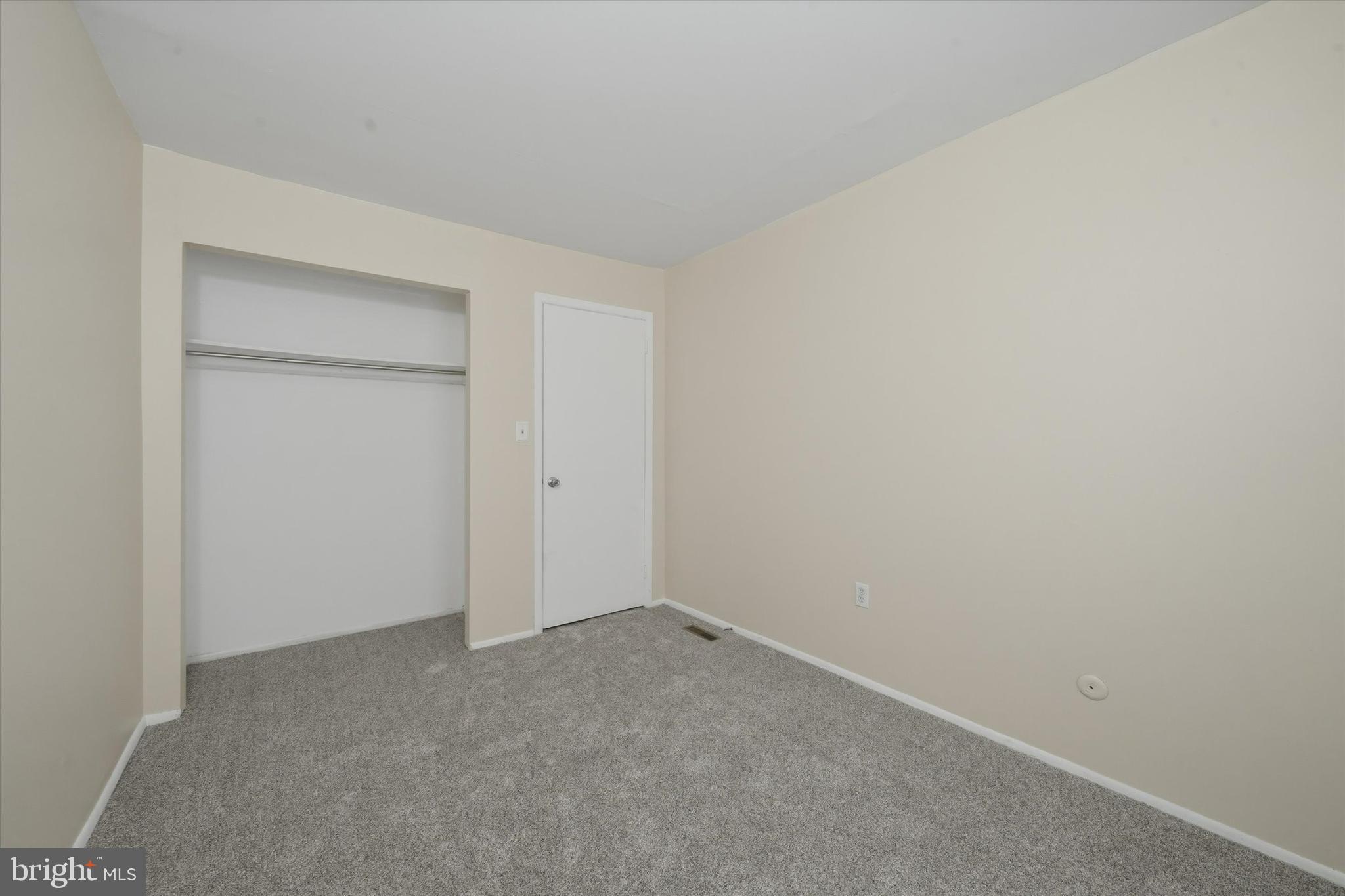 125 Elliot Street Newark, DE 19713 - Photo 20 of 32 a view of an empty room