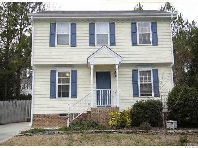 4513 Timberhurst Drive Raleigh, NC 27612 - Photo 1 of 10 a front view of a house
