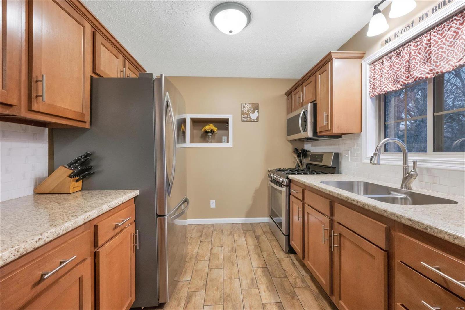 7530 Brickyard Hill Road Worden, IL 62097 - Photo 14 of 47