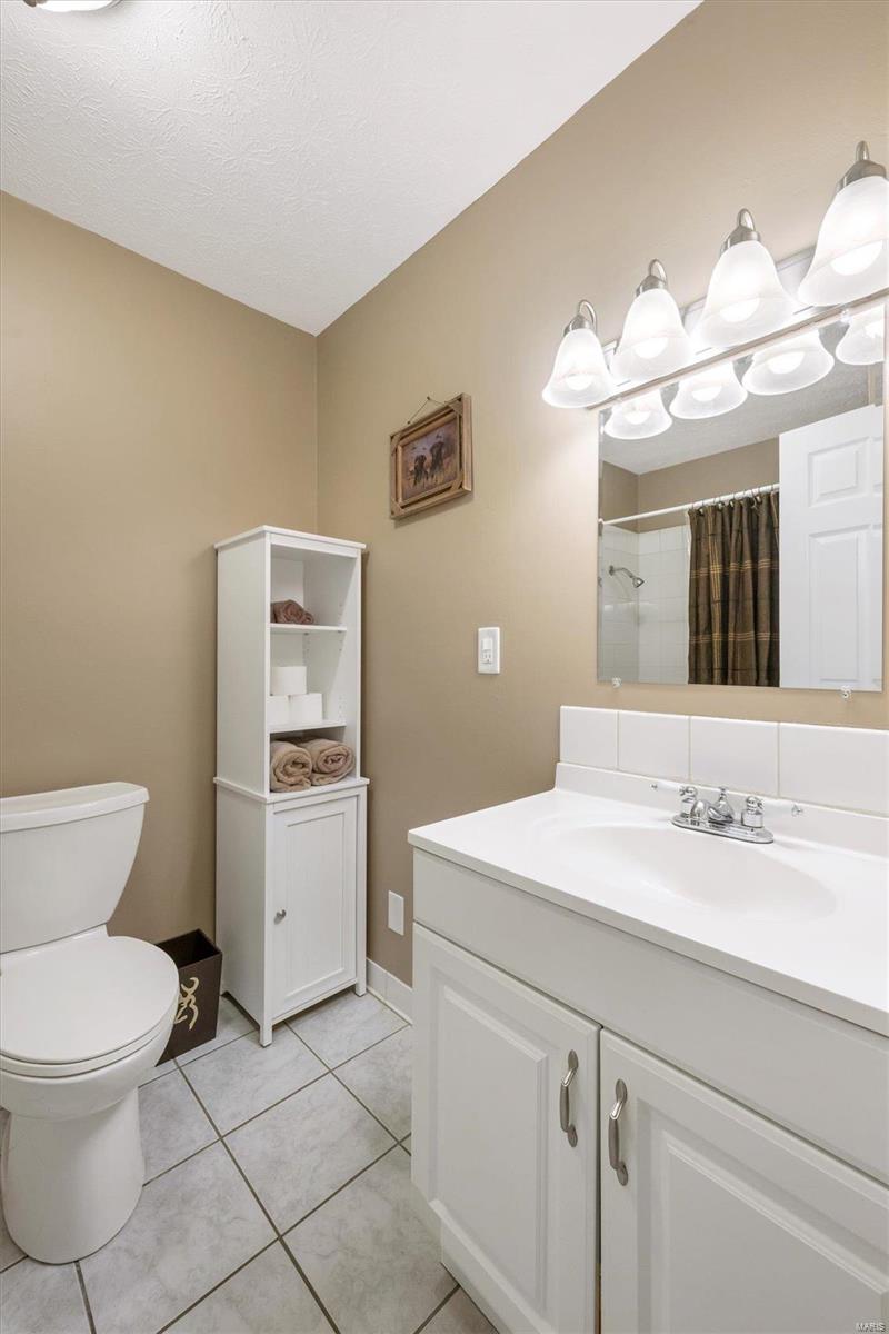 7530 Brickyard Hill Road Worden, IL 62097 - Photo 24 of 47