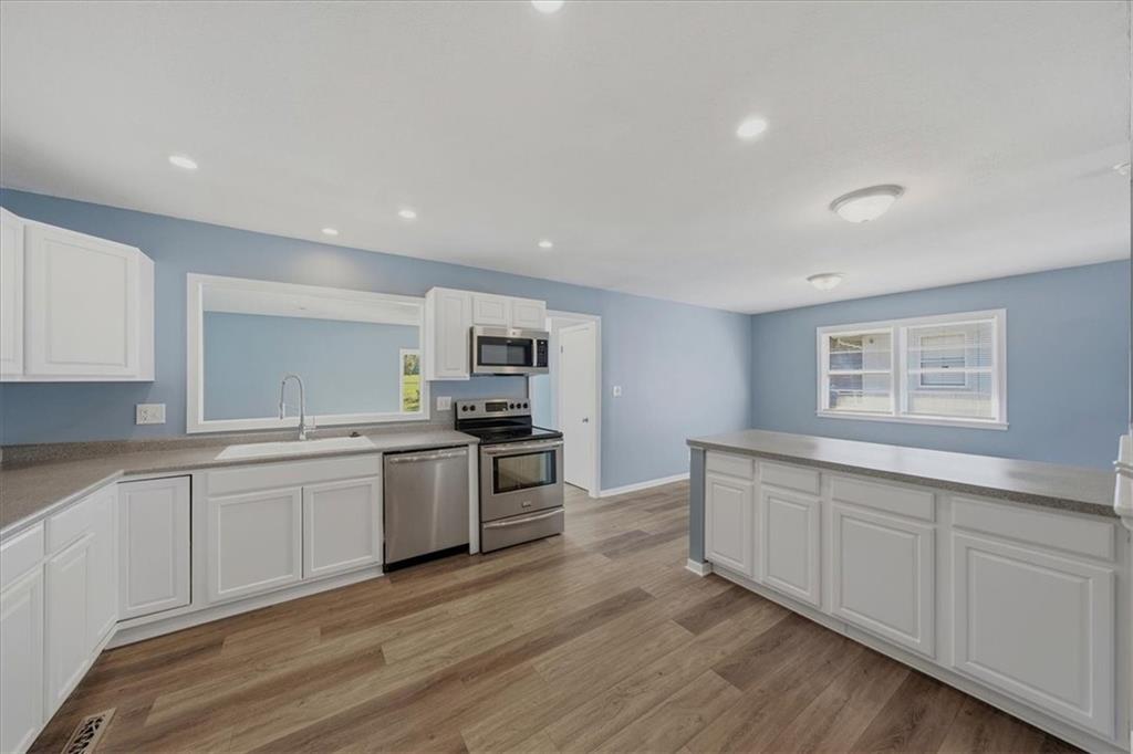 3017 South Hall Road Independence, MO 64052 - Photo 9 of 26 Gallery Image 9