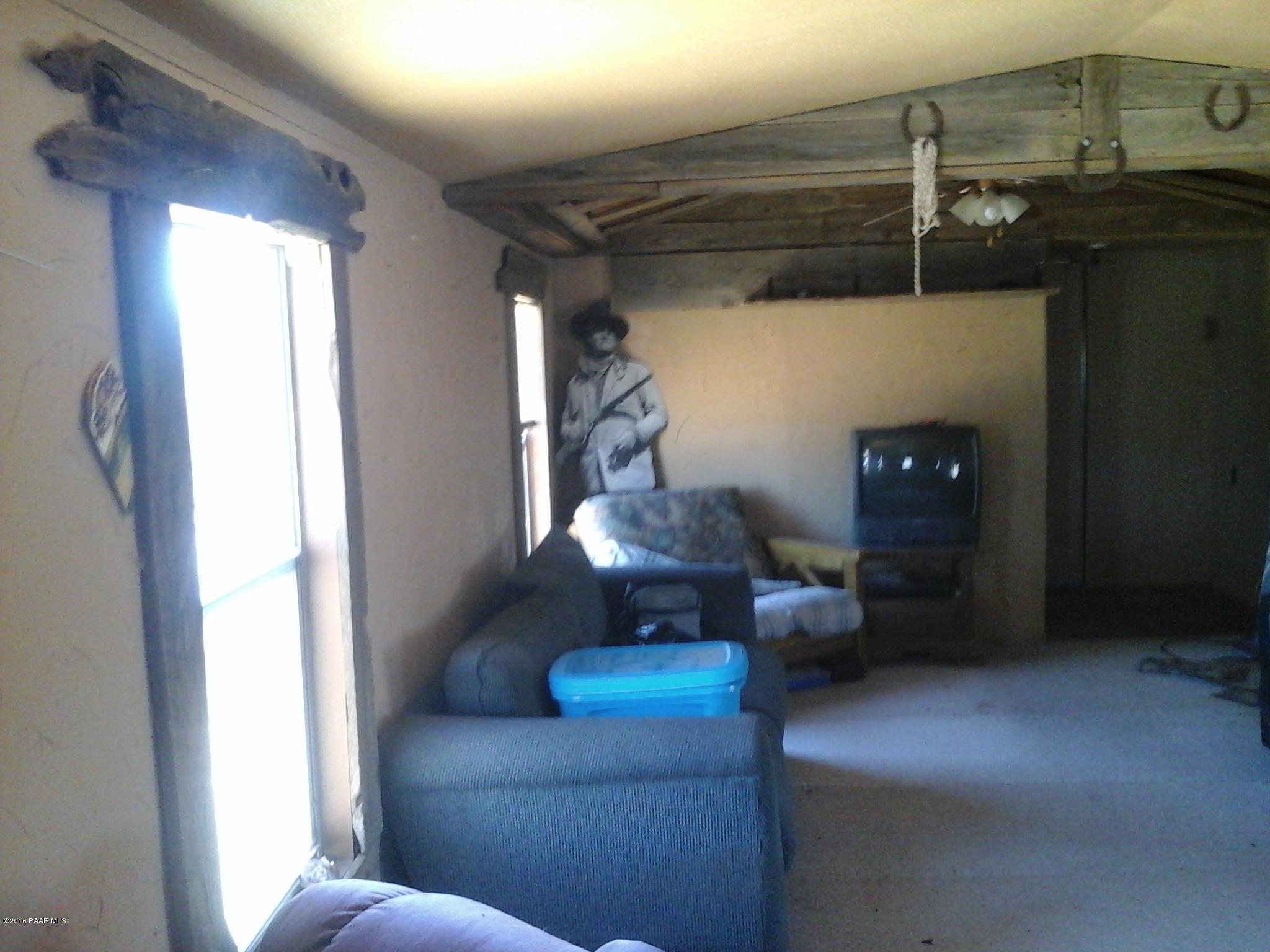 2 R R-Rock Road Ash Fork, AZ 86320 - Photo 3 of 18 20160915_124052
