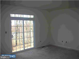 L:840 Maple Grove Road Mohnton, PA 19540 - Photo 2 of 11 Bedroom - Main