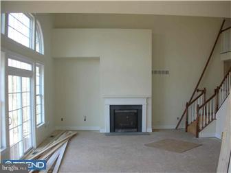 L:840 Maple Grove Road Mohnton, PA 19540 - Photo 7 of 11 Family Room