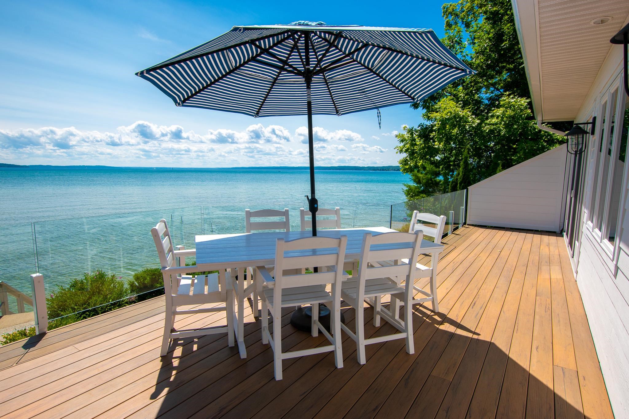 3729 South Lee Point Road Suttons Bay, MI 49682 - Photo 17 of 88 1949722-08a1a55f-8a2c-493c-88f9-a2d943af8f22.JPG