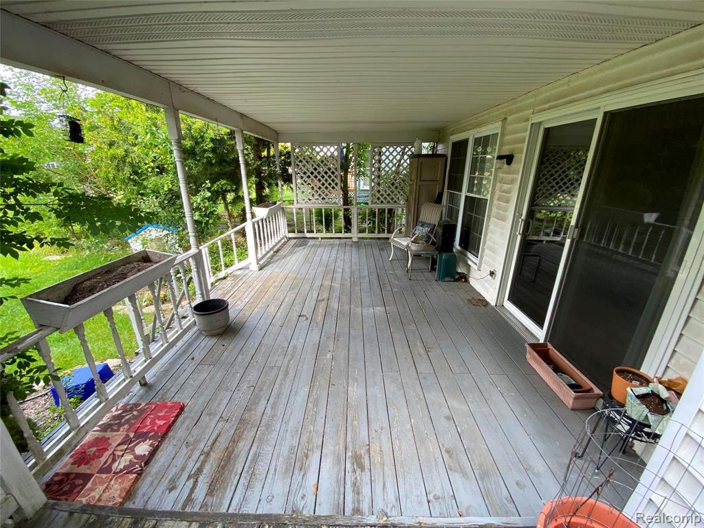 44911 Lemont Road Canton, MI 48187 - Photo 39 of 47