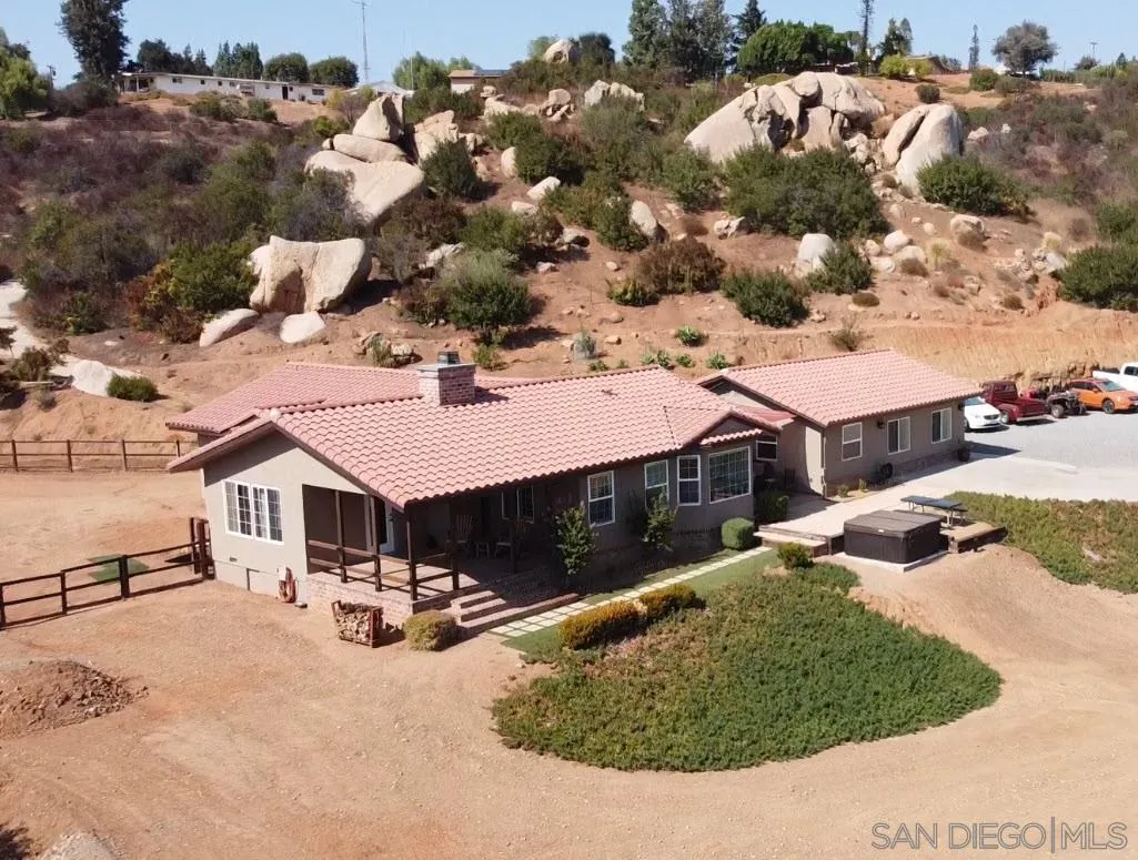 435 La Cresta Road El Cajon, CA 92021 - Photo 1 of 44 Gallery Image 1